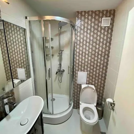 Apartament Stylish Magenta - Terrace & Free Parking *